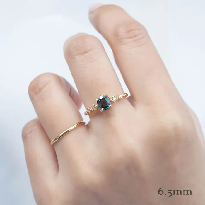 Celeste SettingOval cut Envero Jewelry Rings Celeste SettingOval cut Envero Jewelry Rings