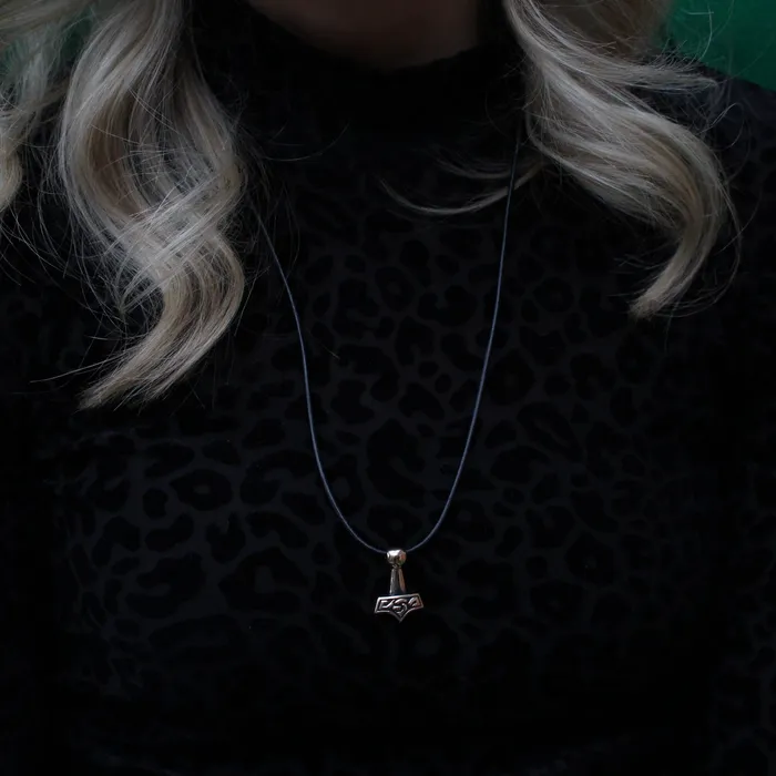 Small Thors Hammer with Knotwork Northan Viking Silver Necklaces